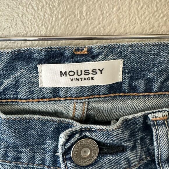 Moussy Vintage Tapered Leg Low Rise Distressed Denim Jeans Size 28 - Picture 2 of 6